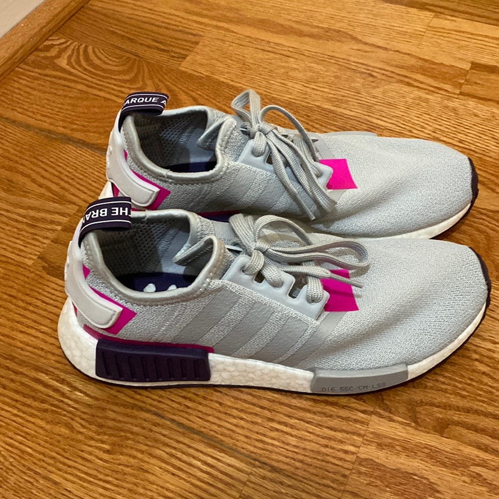 Women’s Adidas Sneakers